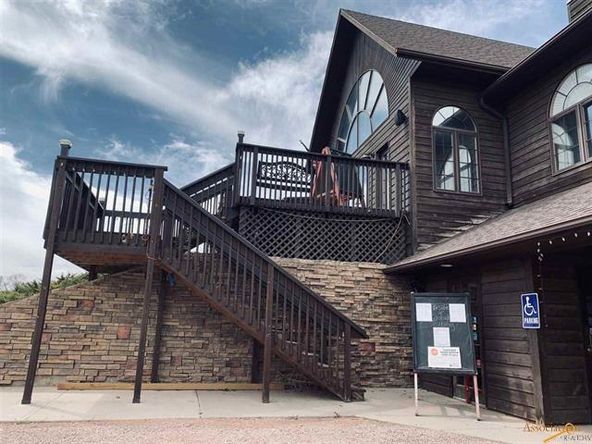 Wooley's Grill & Cellar: 1648 Highway 18 Byp, Hot Springs, SD 57747